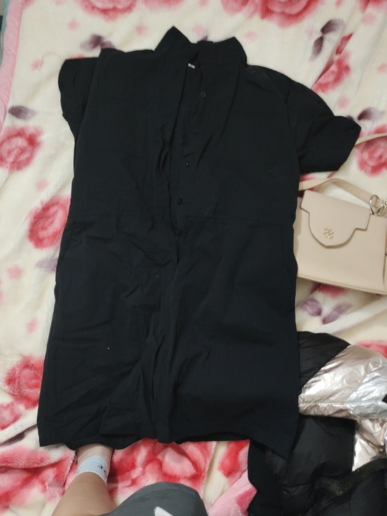 大码连体裤，公司发的穿了一次，xl纯棉的