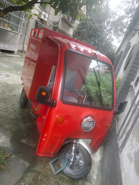 出售电动三轮车一辆全新车