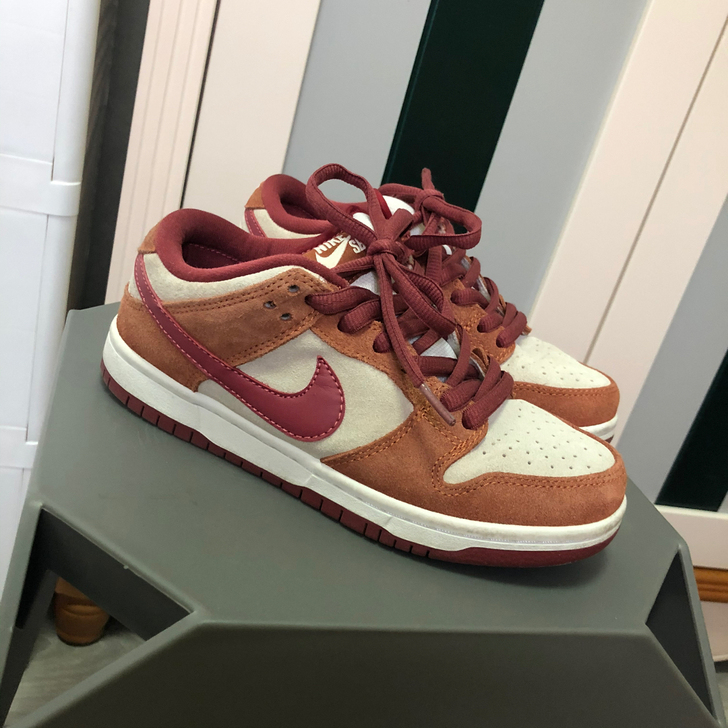 女士耐克nike拼色运动鞋