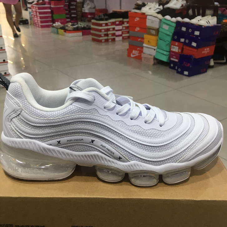 全新 减震 运动鞋 系带 很酷炫的一款运动...