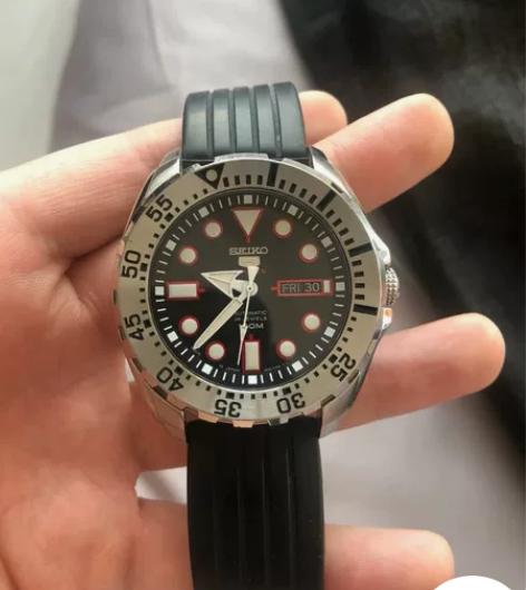 日系的精工手表，挺新的没怎么戴，一直闲置，...