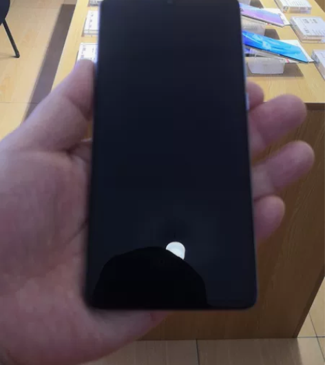 华为p30.8+128g.嘎嘎板正，自己好...