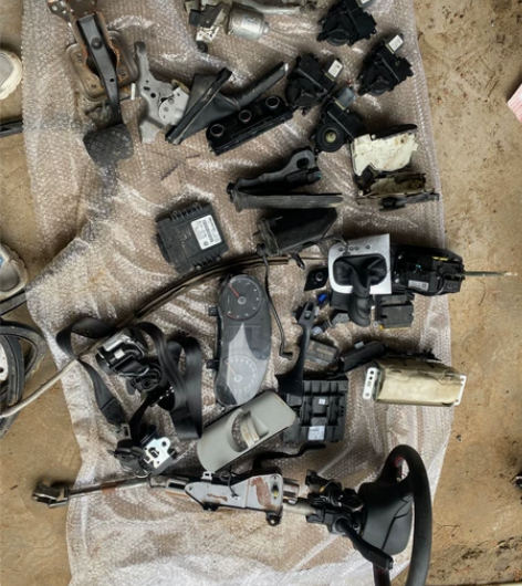 NGK高性价比铂金火花塞 3403  51...