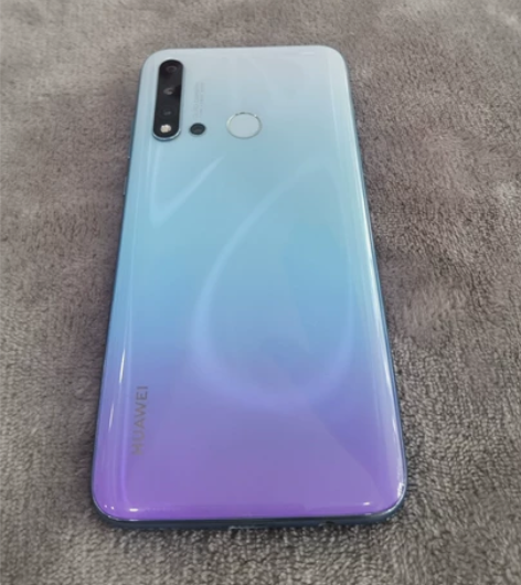 华为nova5i 6+128G，成色95新...