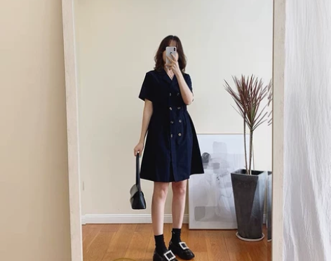 藏青色双排扣西装领连衣裙女 内侧抽绳设计调...