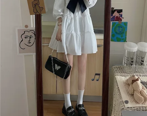 白色连衣裙女娃娃裙夏季法式ins小个子初恋...
