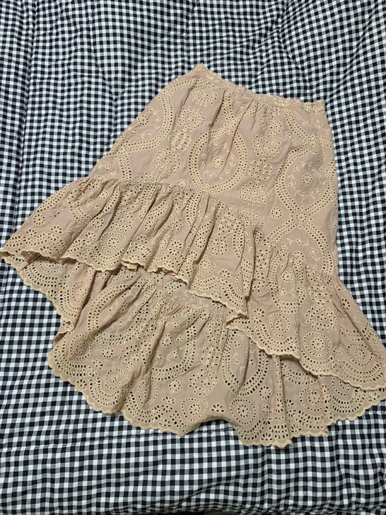 小众设计款前短后长镂空粉色鱼尾裙半裙。购于...