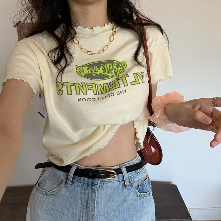 木耳边印花字母短款小个子150百搭休闲上衣...