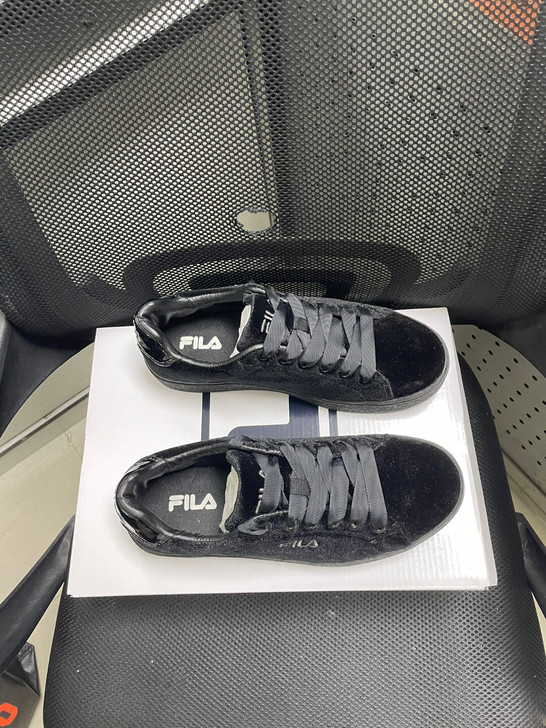 斐乐新款板鞋，36码，全新 有防伪标，正品...