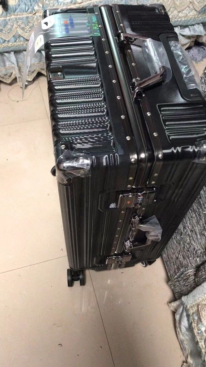 大容量高档行李箱28寸异形框拉杆箱学男女旅...