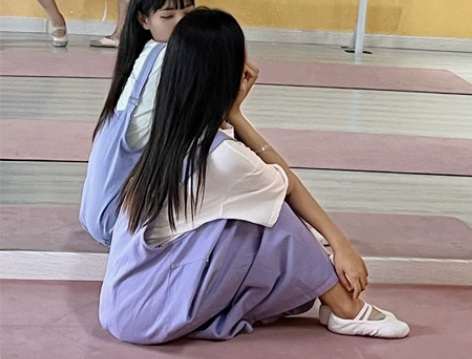 背带裙 穿了一次 感兴趣的话点“我想要”和...