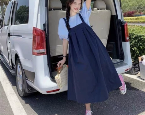 藏青色背带裙一套69包邮 感兴趣的话点“我...