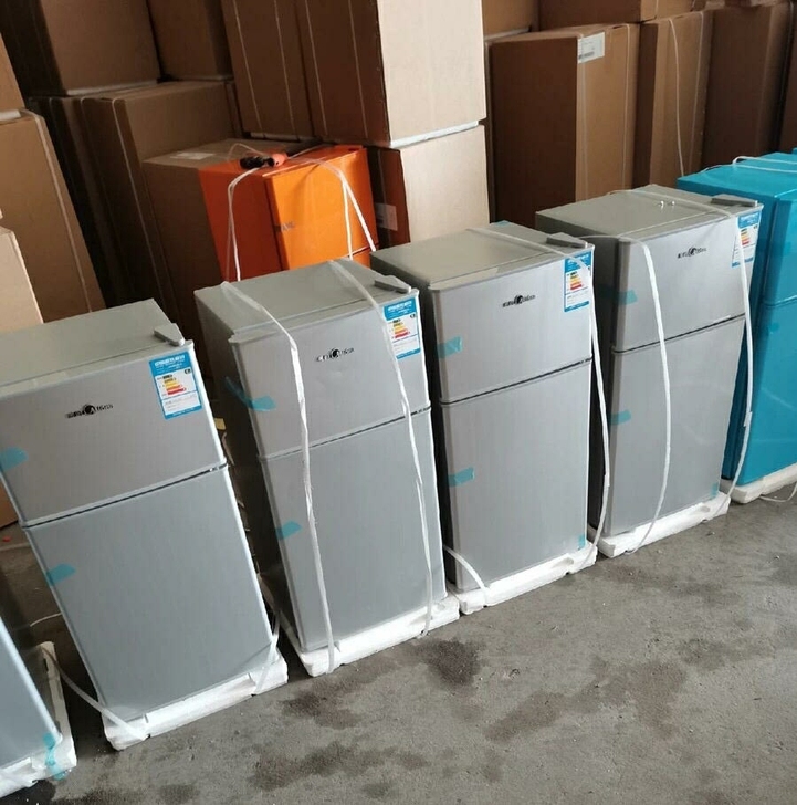 【全新正品】全新美的冰箱 美的小冰箱 双面...