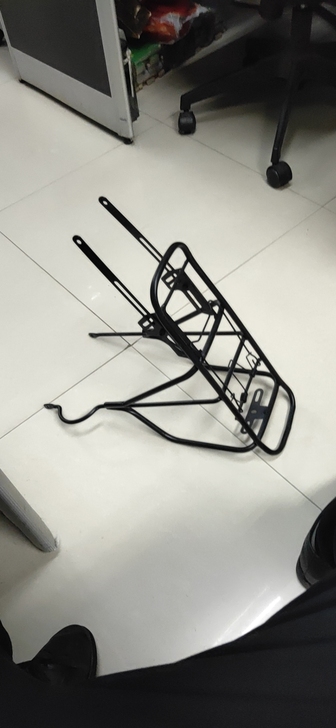 山地车后货架，几乎全新，自定义9.9新！闲...