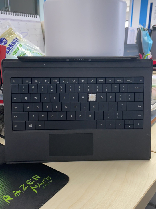 微软正品，时间用的有点久，案件坏了一个，老...