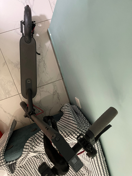 几乎全新，95新，小米平衡车，买了基本没用...