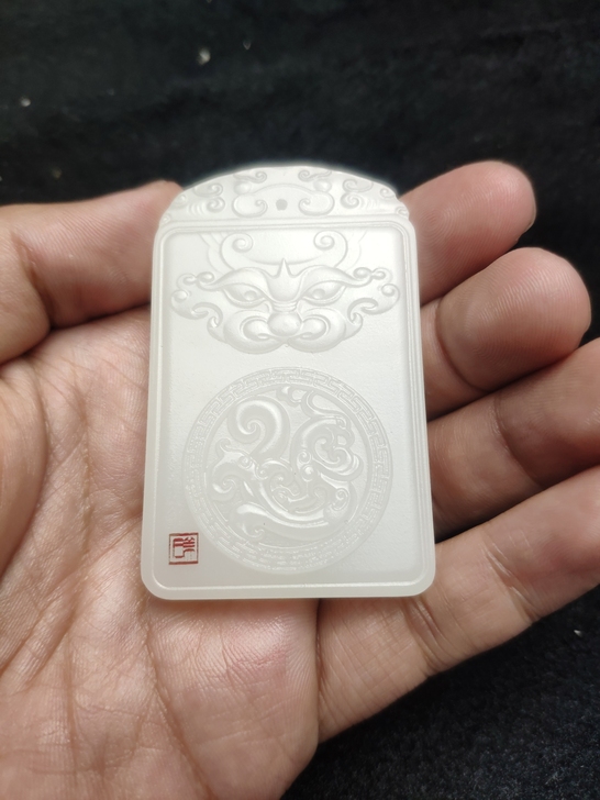 玉雕工厂倒闭剩下来一起批   新疆羊脂白玉...
