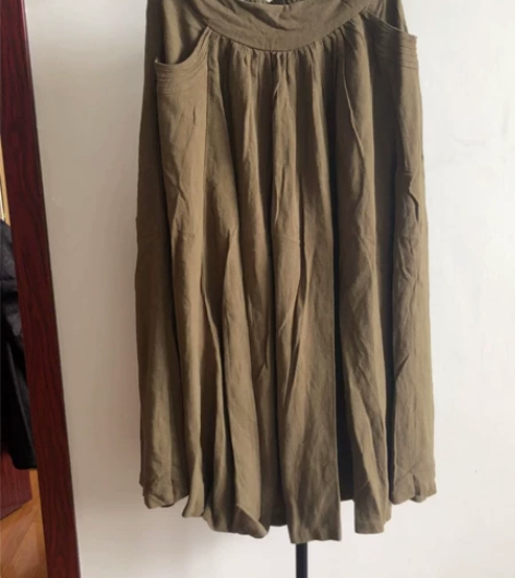 新品春秋半身中长大摆裙 均码  有松紧  ...