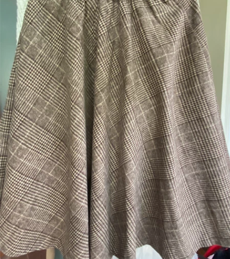 韩国文艺范薄毛格呢中长大摆裙，含羊毛面料柔...