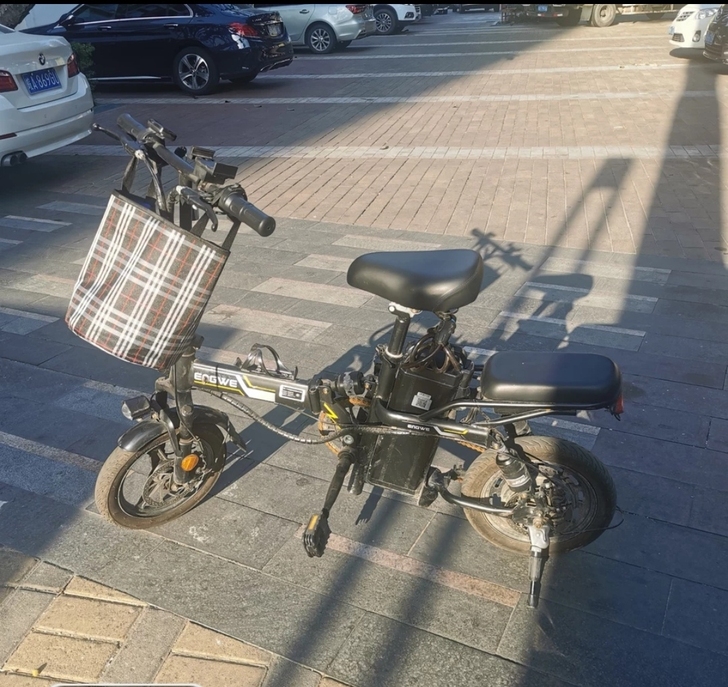 20年8月份购入,发票合格证什么都在,还未...