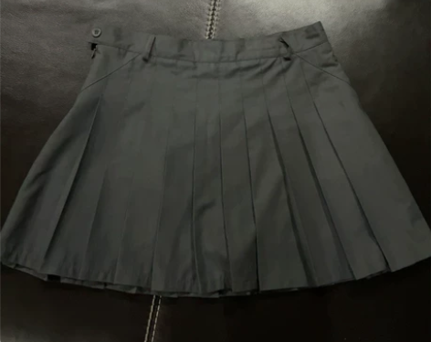 灰色百褶裙 平时穿27 28的都可以穿 白...