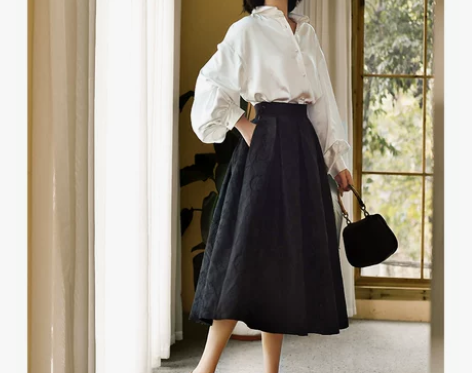 播喜2022年新款设计感小众黑色提花百褶半...