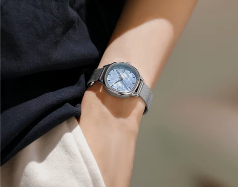 方形手表女款学生初高中小众轻奢简约气质正品...