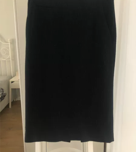 羊毛混纺直筒铅笔裙 品牌：Uniqlo✖️...