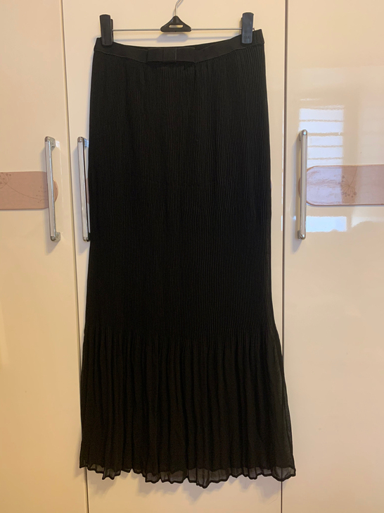 黑色超薄鱼尾裙，面料超柔软  类似雪纺，但...