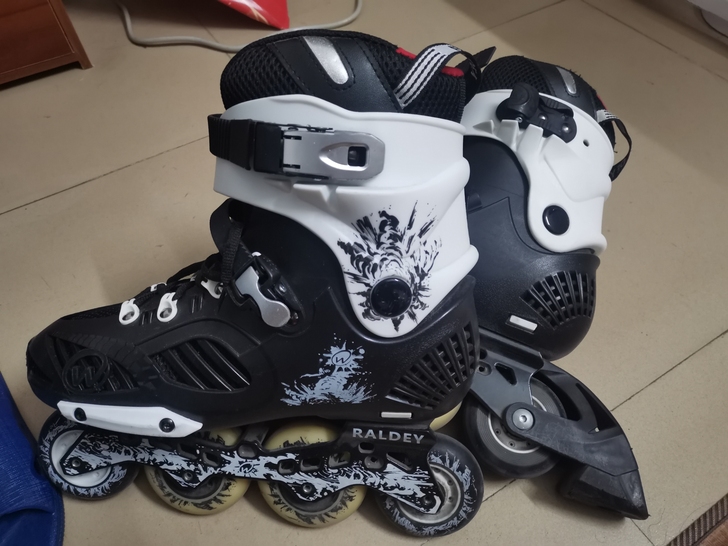 #轮滑鞋 男#
