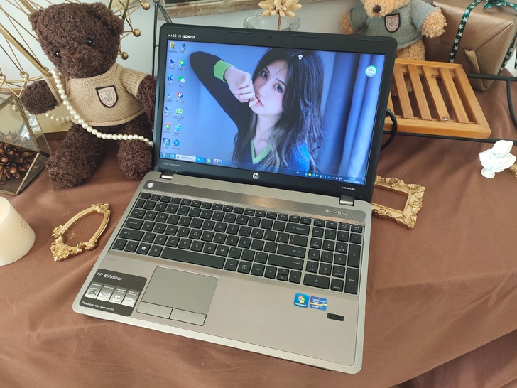 惠普笔记本电脑i7惠普 15寸九成新正规品...
