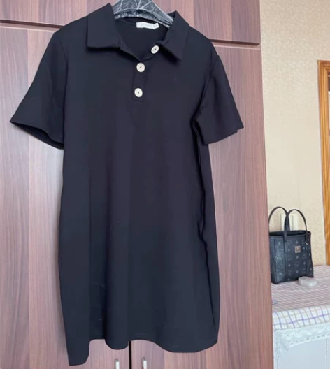 黑色polo领连衣裙可爱风L码 99新 试...