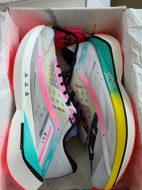 全新特步160x2代,白红配色,碳板跑鞋、...