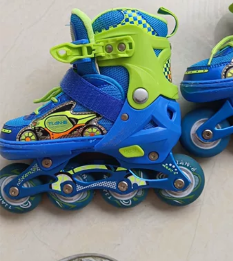 旱冰鞋31之34码 感兴趣的话点“我想要”...