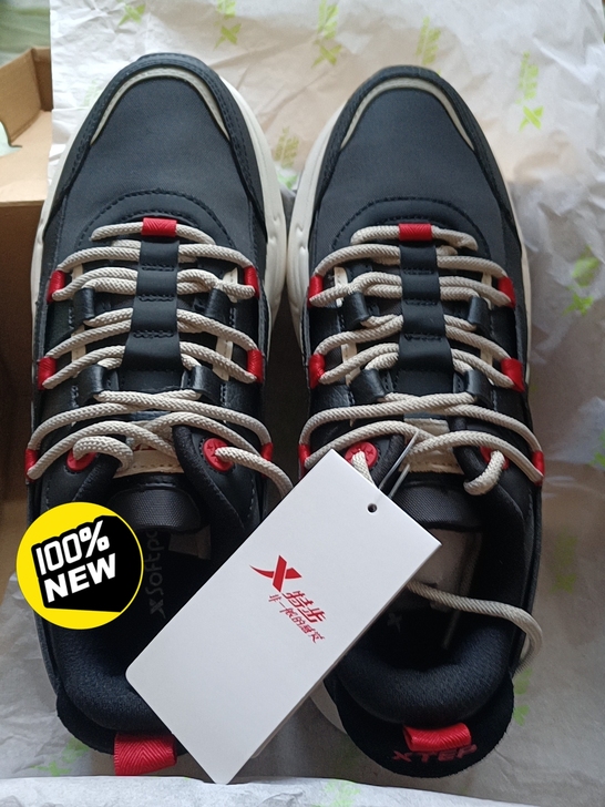 168出一双特步男款41码休闲鞋，原价37...