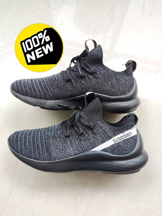 国货乔丹男跑步鞋 运动鞋 41码 全新的 ...