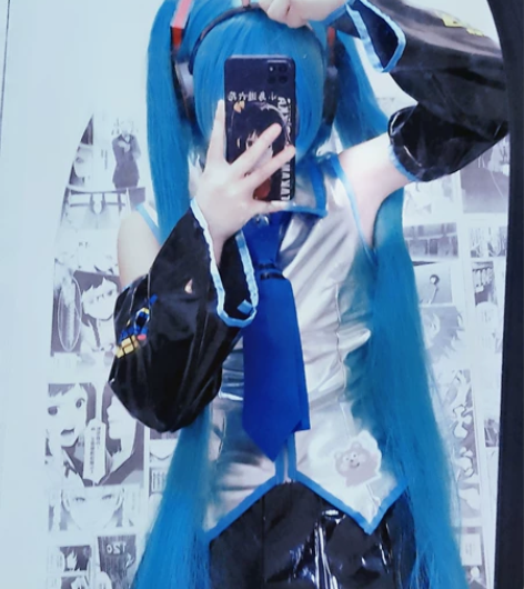 漫美家的 可能有点炸要耳机和发饰加15 耳...