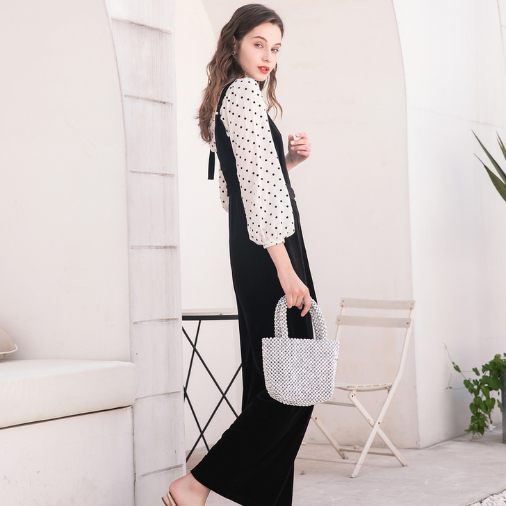 三彩2019冬季新款V领吊带连衣裤宽松阔腿...