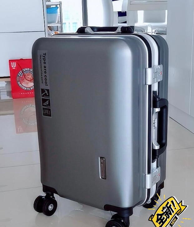 正品全新PC万向轮铝框箱行李箱男女简约商务...