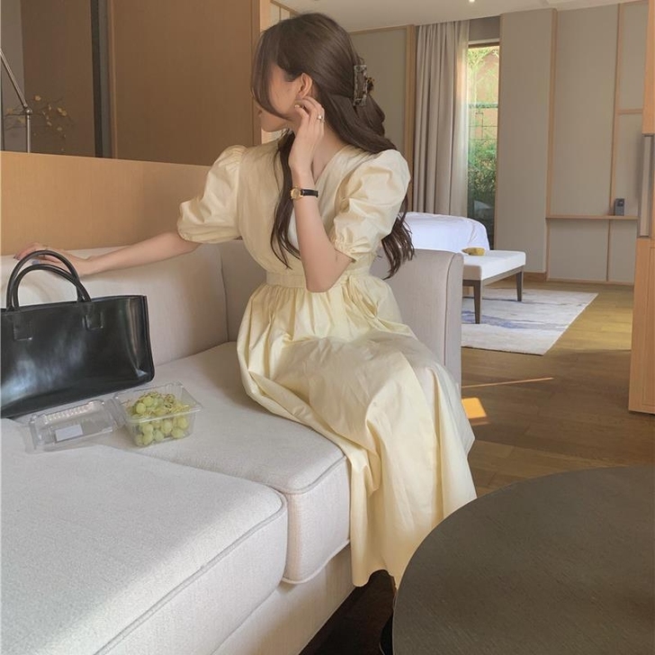 韩风Chic连衣裙夏季2021新款收腰V领...