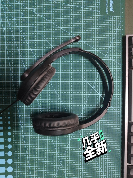 漫步者k800耳机，买来没怎么用，几乎全新...