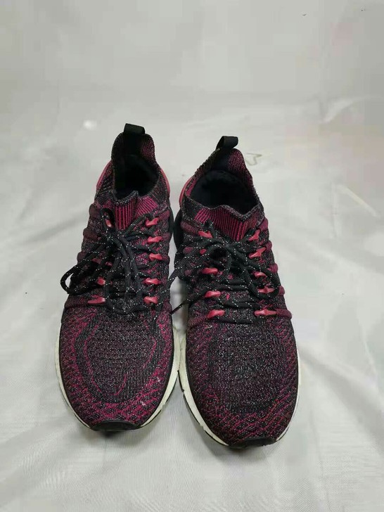 44码运动鞋        新款   鞋子...
