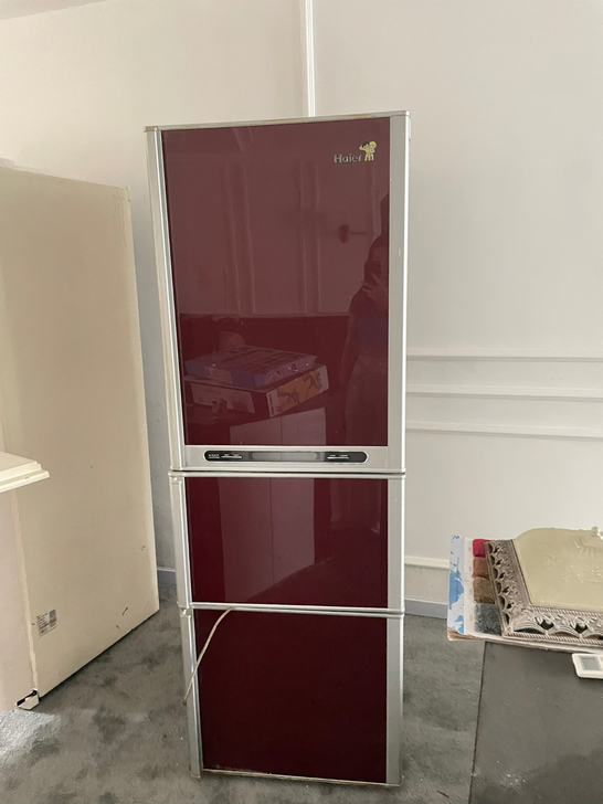 出手闲置冰箱，海尔的，很久没用，家里还有一...