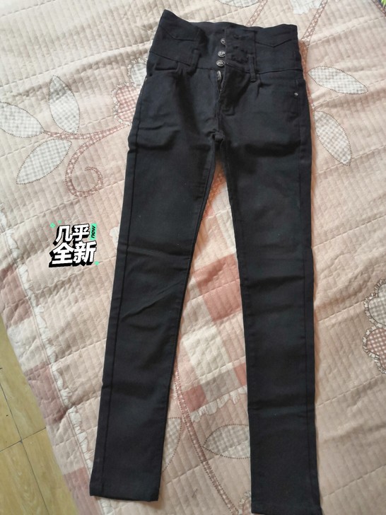 黑色三粒扣高腰裤