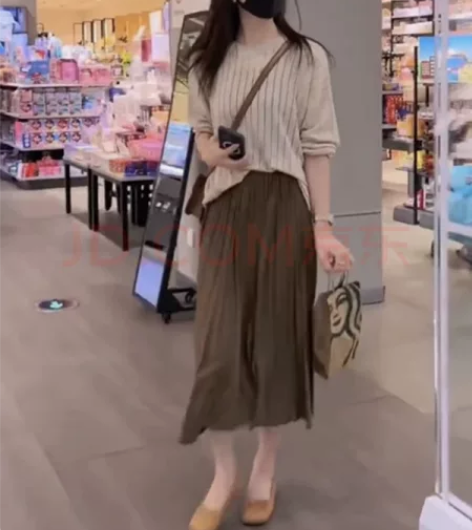 米珀莉针织连衣裙女早秋装女装新款小香风套装...