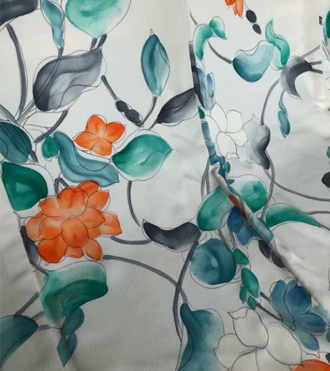 kiya喜屋白色手绘花枝小纹 材质：正绢哑...