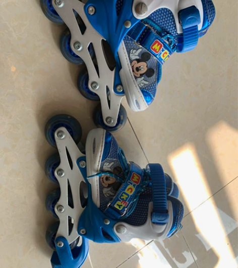 迪士尼轮滑鞋可调节大小17.5-19cm9...