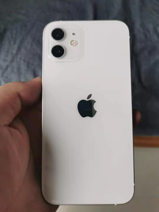 iPhone12 128g 白色