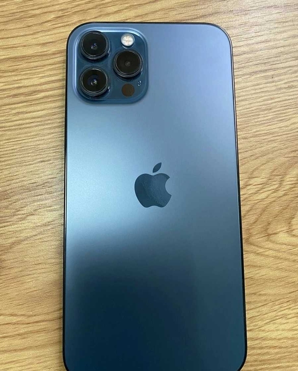 在保中iPhone12ProMax 海蓝色