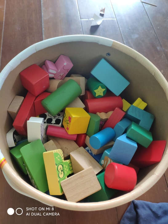 我马上四年级了，小时候玩具大处理啦，需要的...